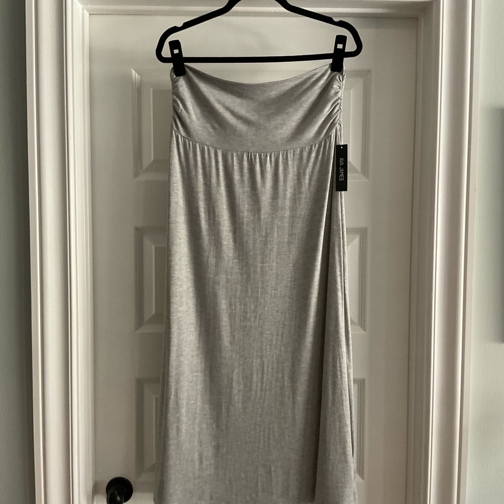 Ava James maxi skirt Size L